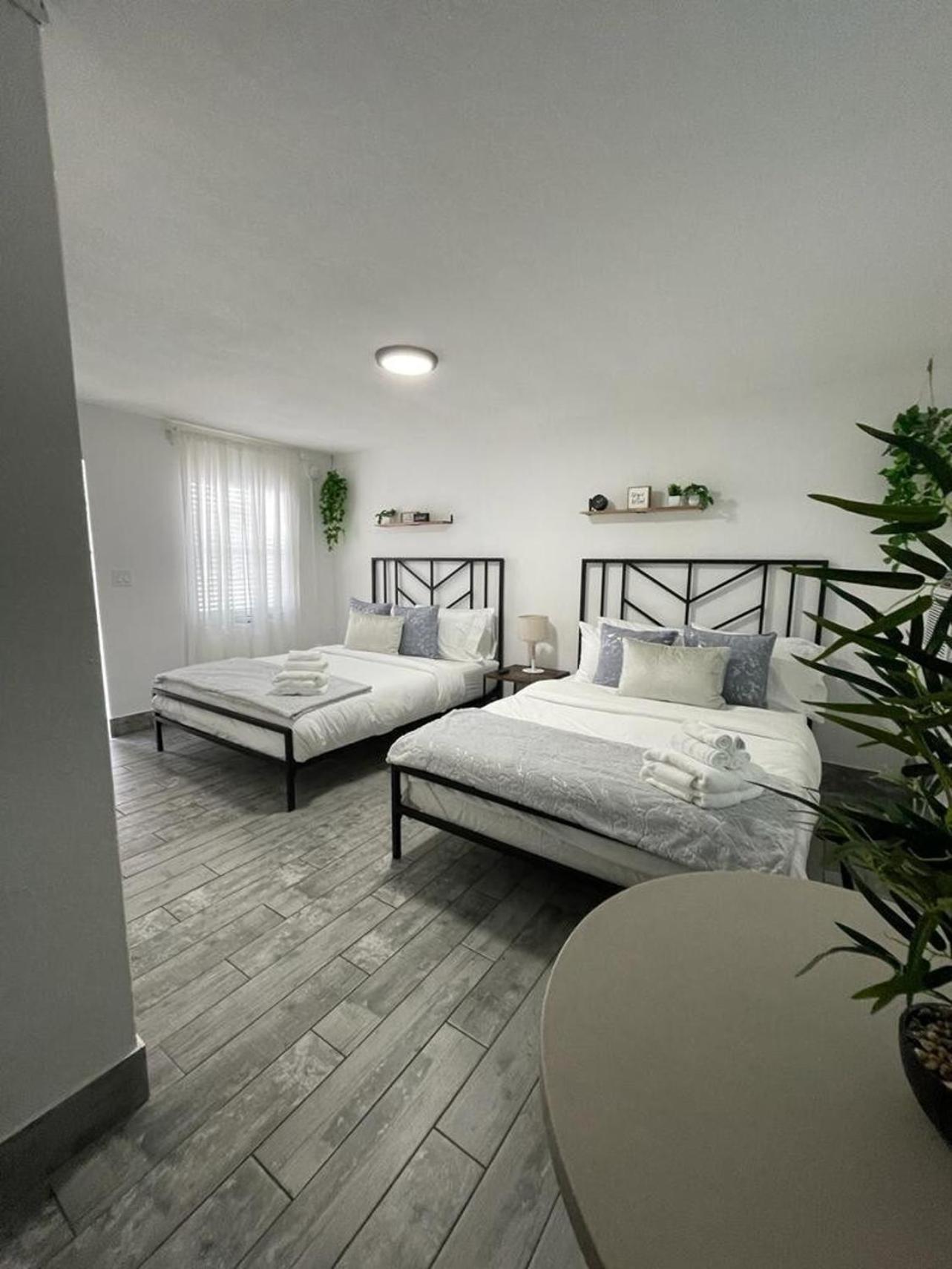 2Q Beds Studio Apt With Shared Pool 01 克利尔沃特 外观 照片